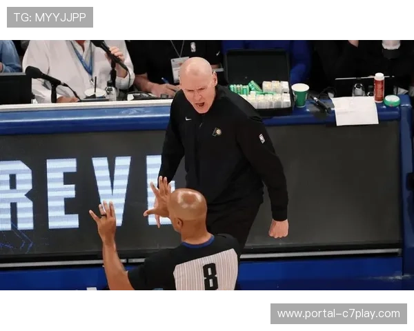 马刺队传球流畅助攻数领先展现团队篮球核心理念